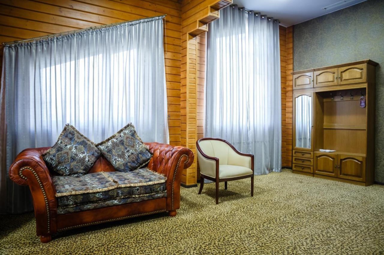Guest House Chalet Taraz Luaran gambar