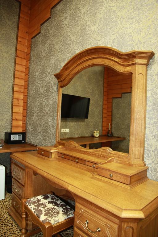Guest House Chalet Taraz Luaran gambar